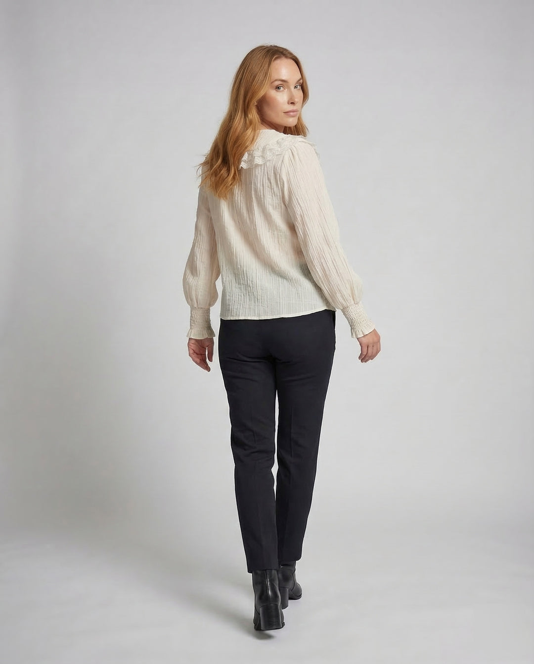 Product 15537212916042 - back_view