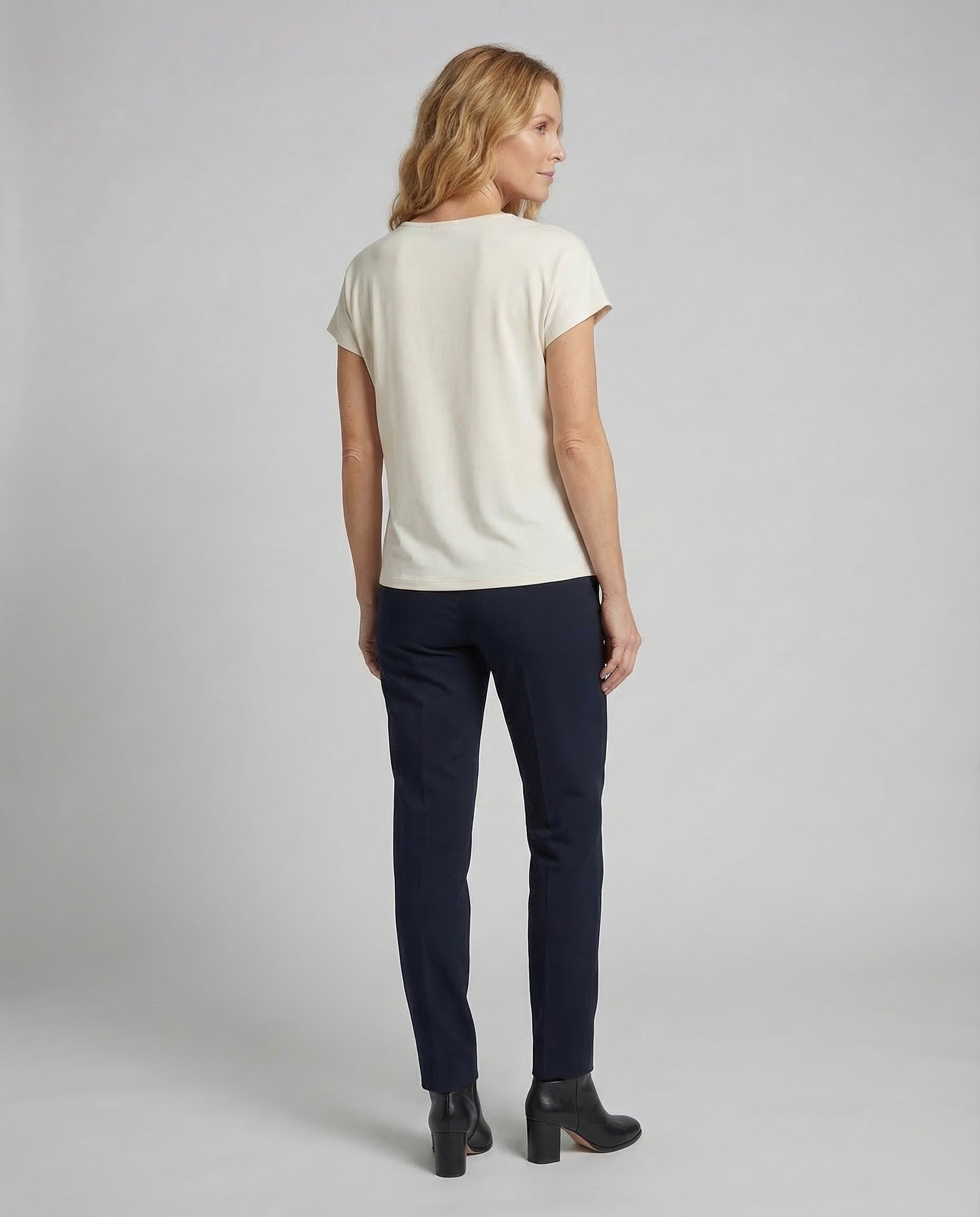 Product 15539101991242 - back_view