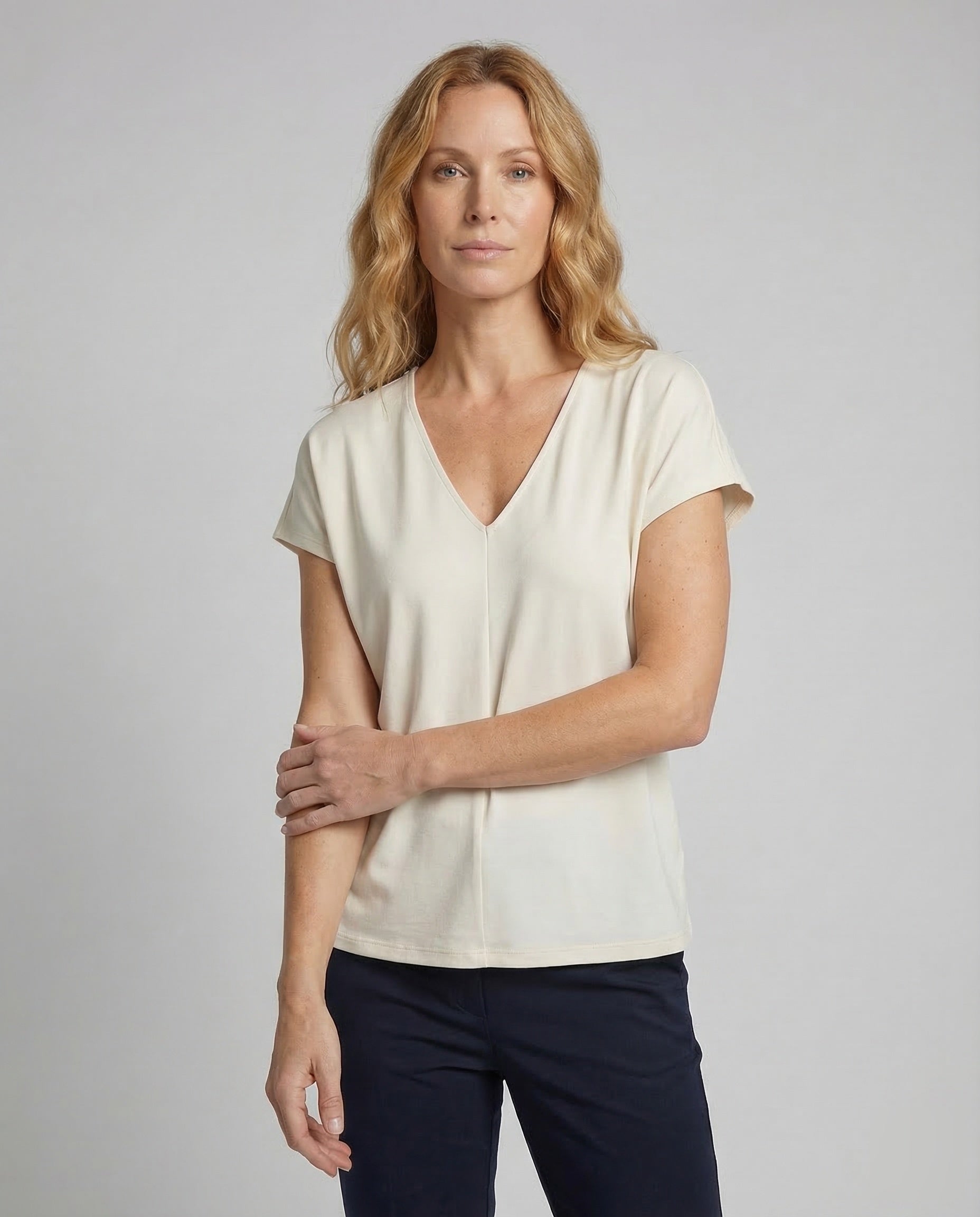 Product 15539101991242 - upper_body