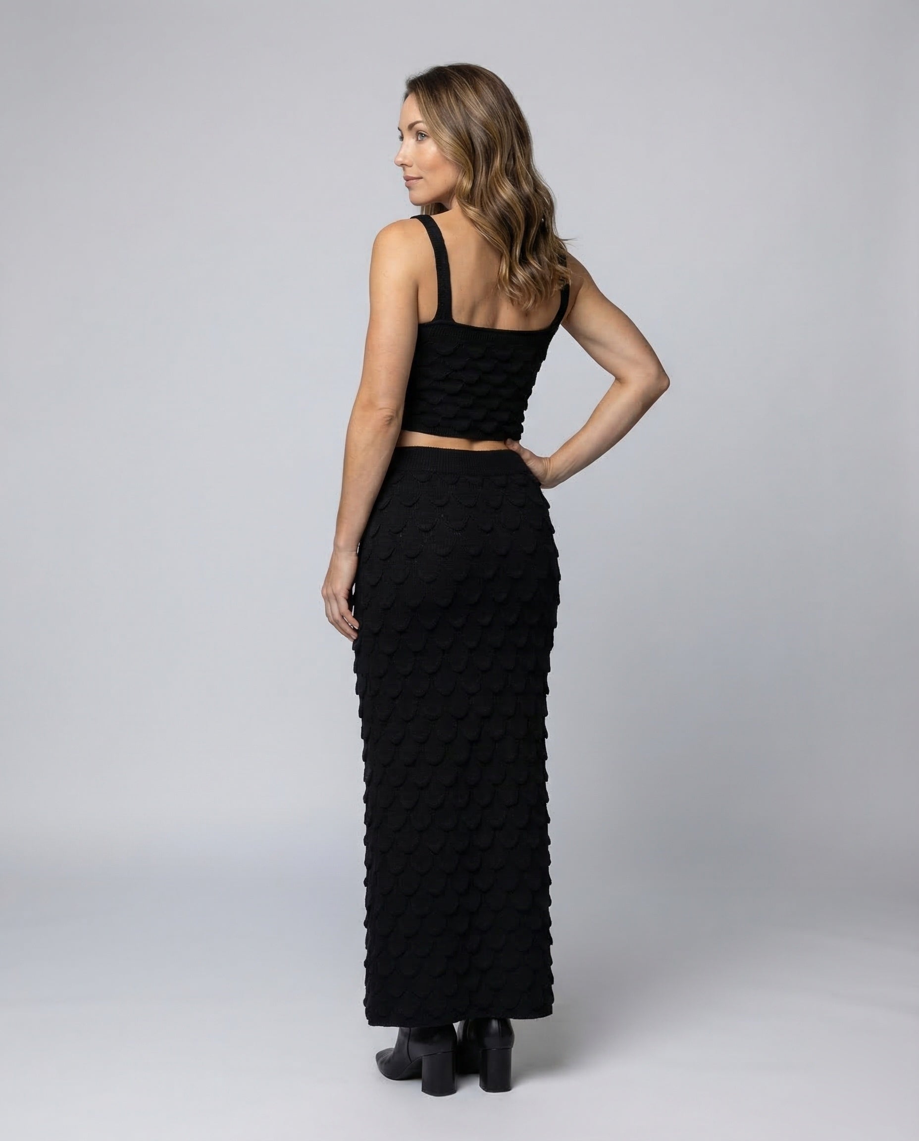 Product 15539103727946 - back_view