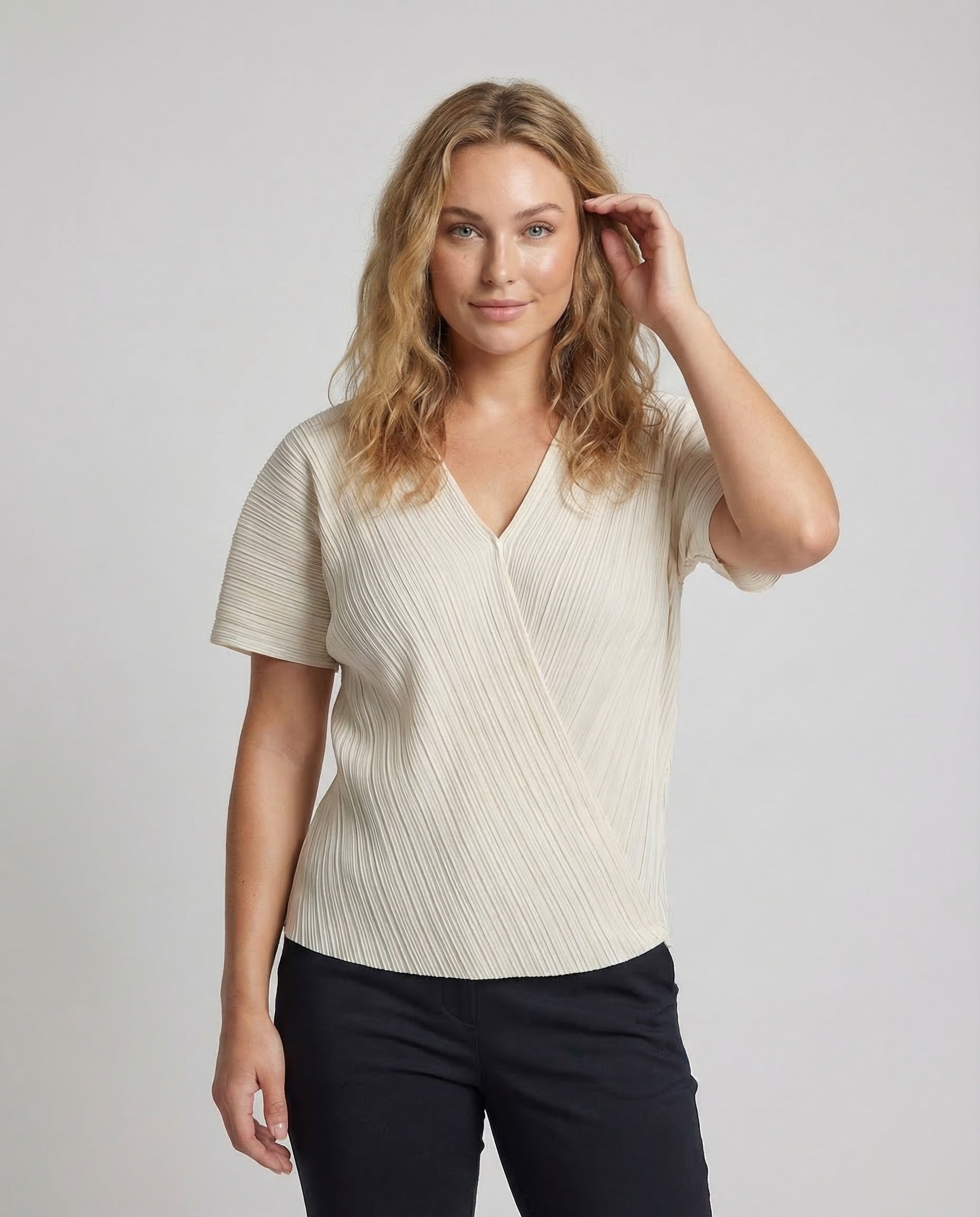Product 15539104579914 - upper_body