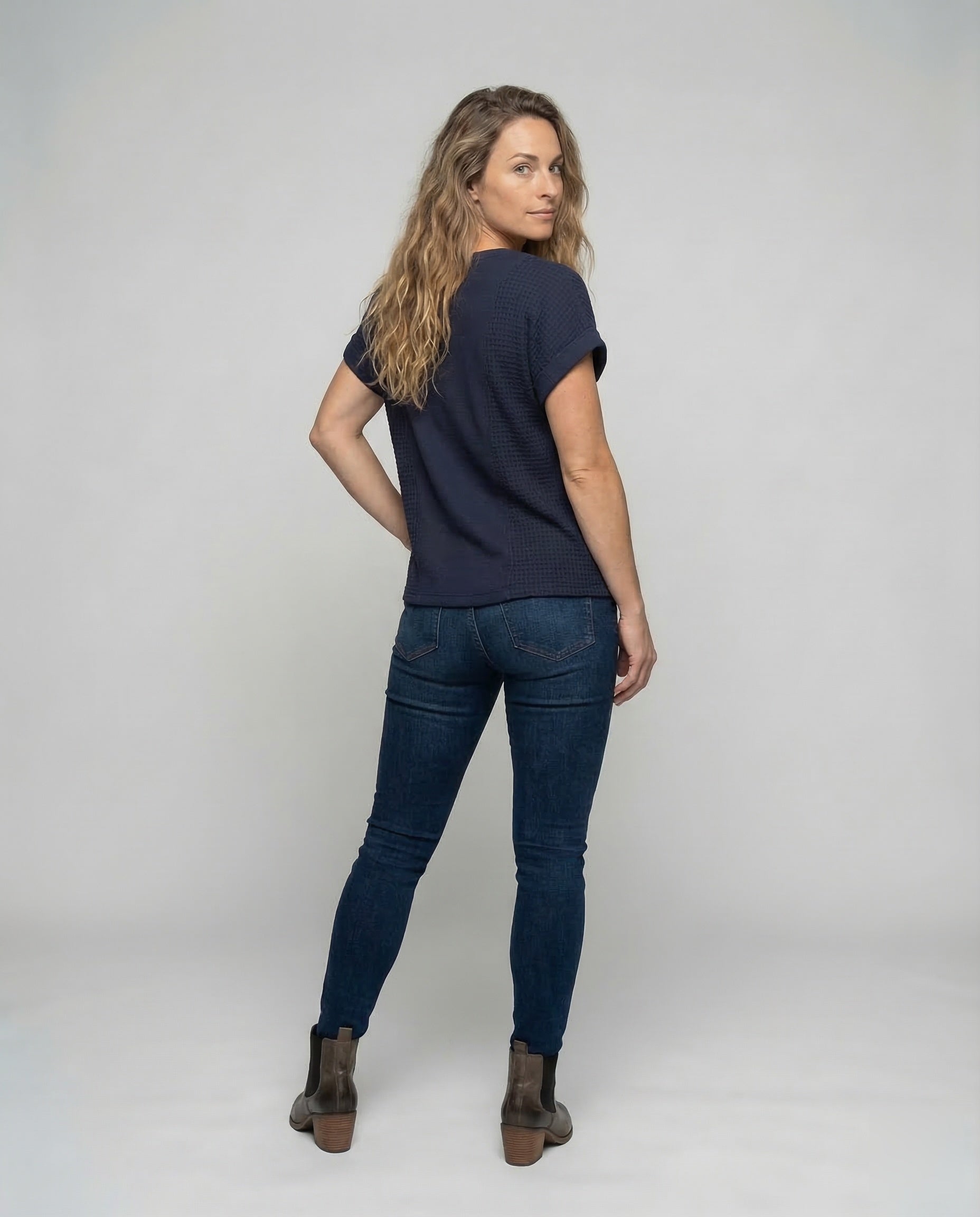 Product 15539109757258 - back_view