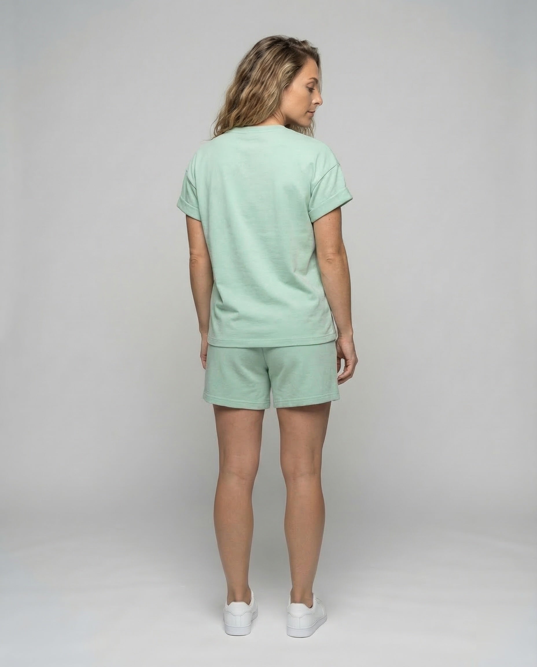 Product 15539110281546 - back_view