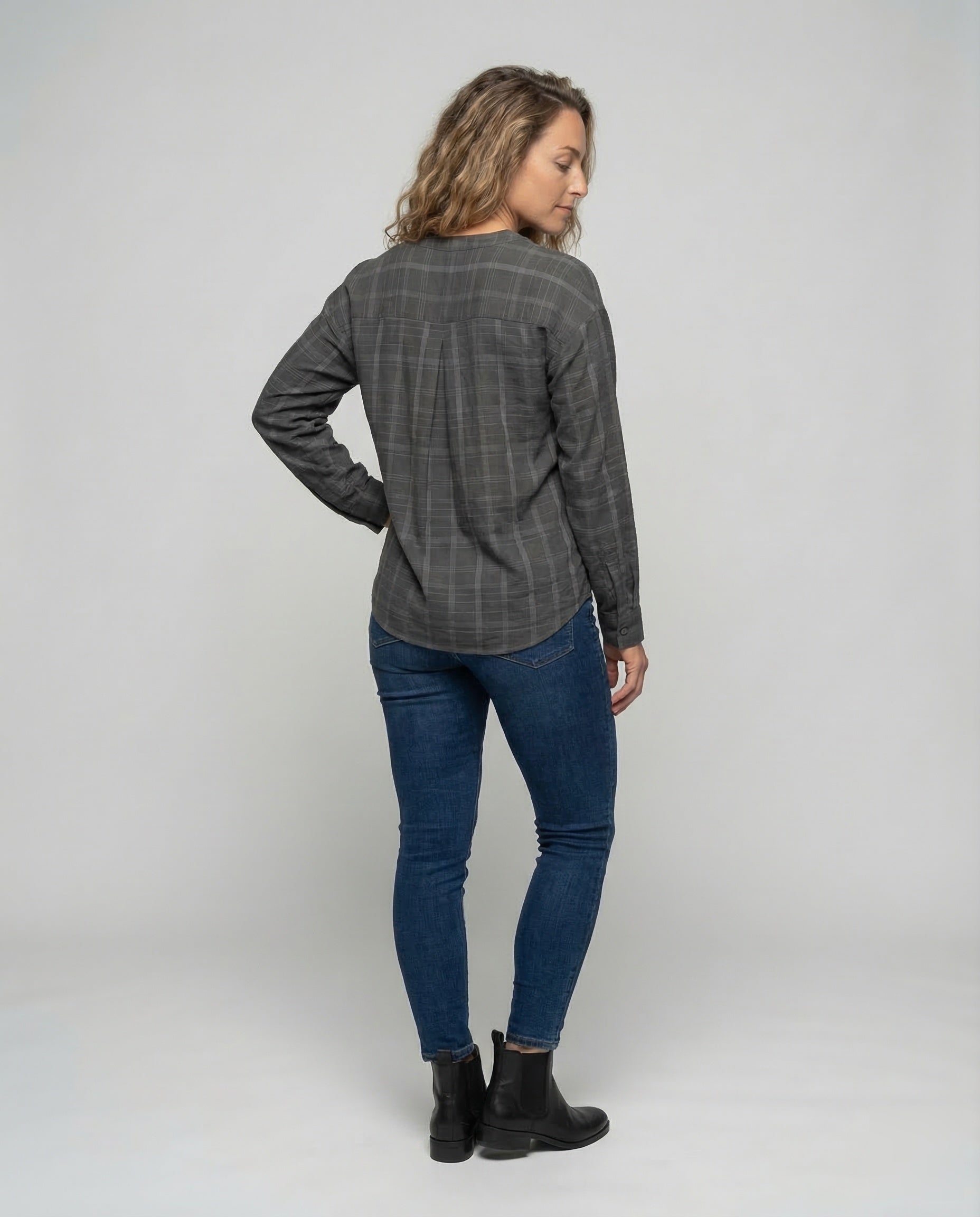 Product 15539110379850 - back_view