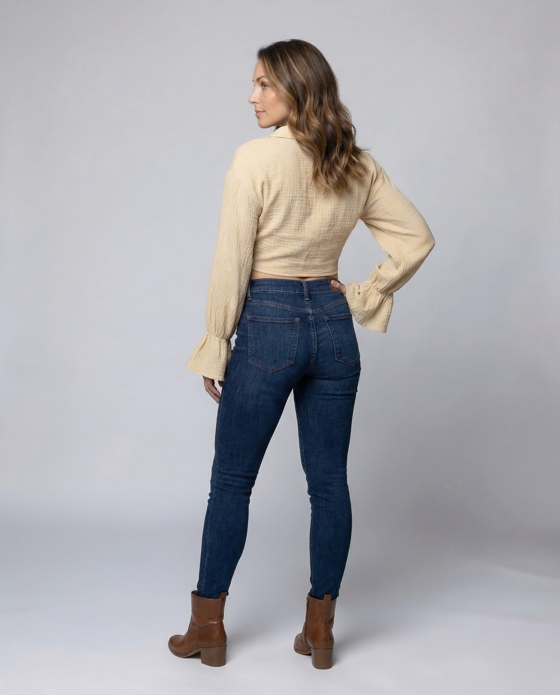 Product 15539114475850 - back_view