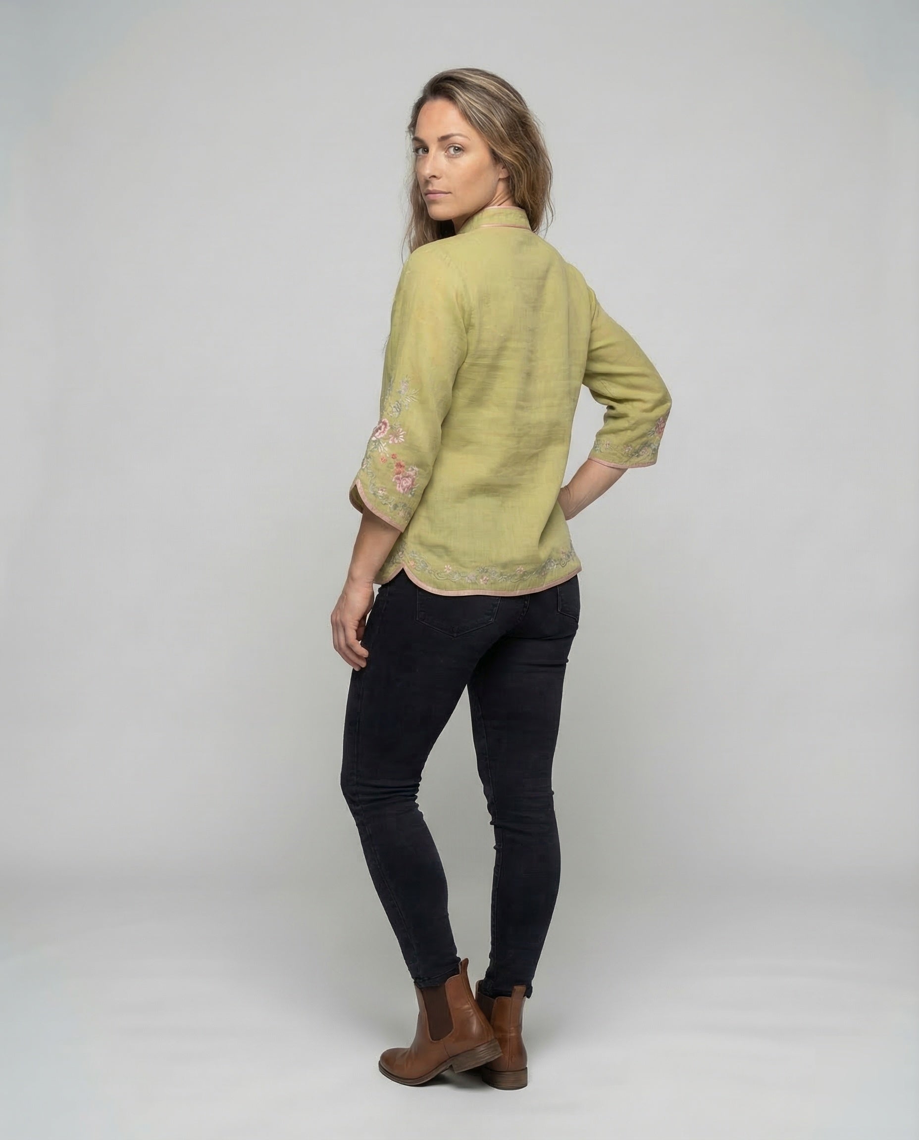 Product 15539115655498 - back_view