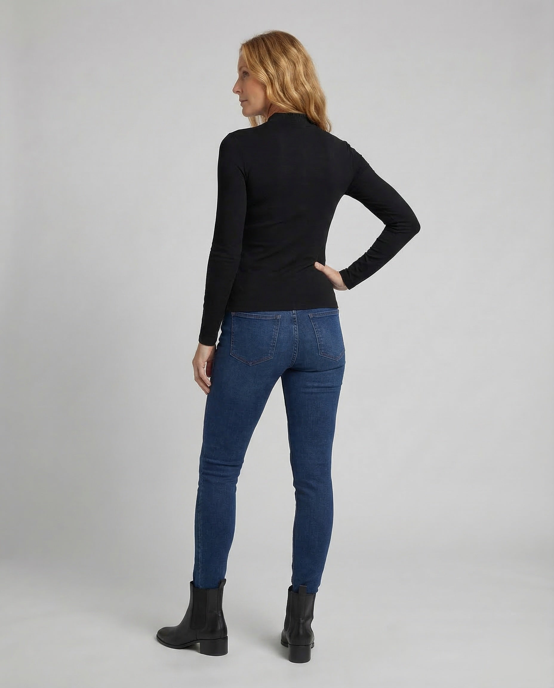Product 15539122078026 - back_view