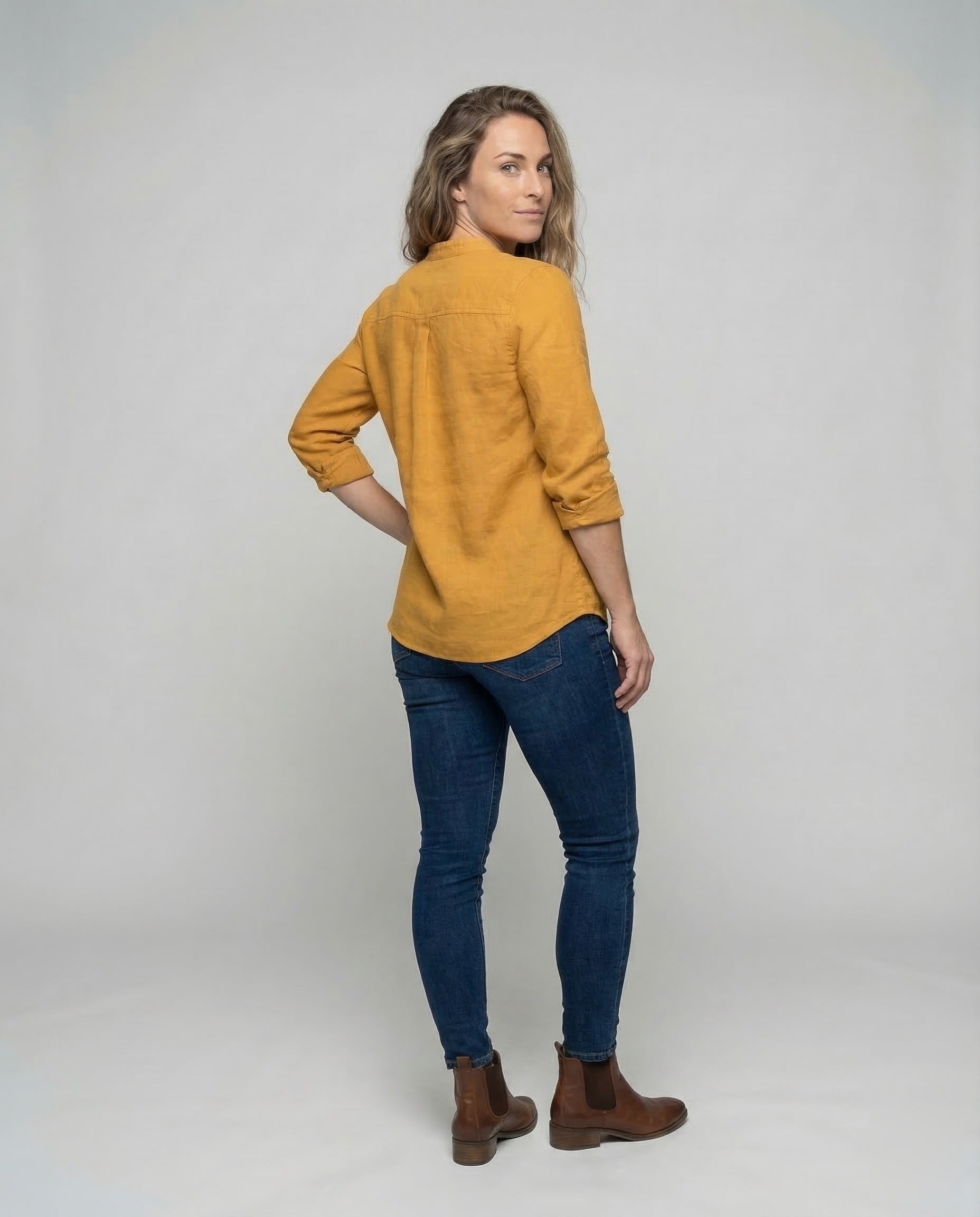 Product 15539124633930 - back_view