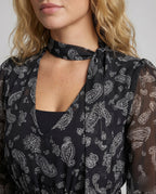 Product 15539133514058 - close_up_detail