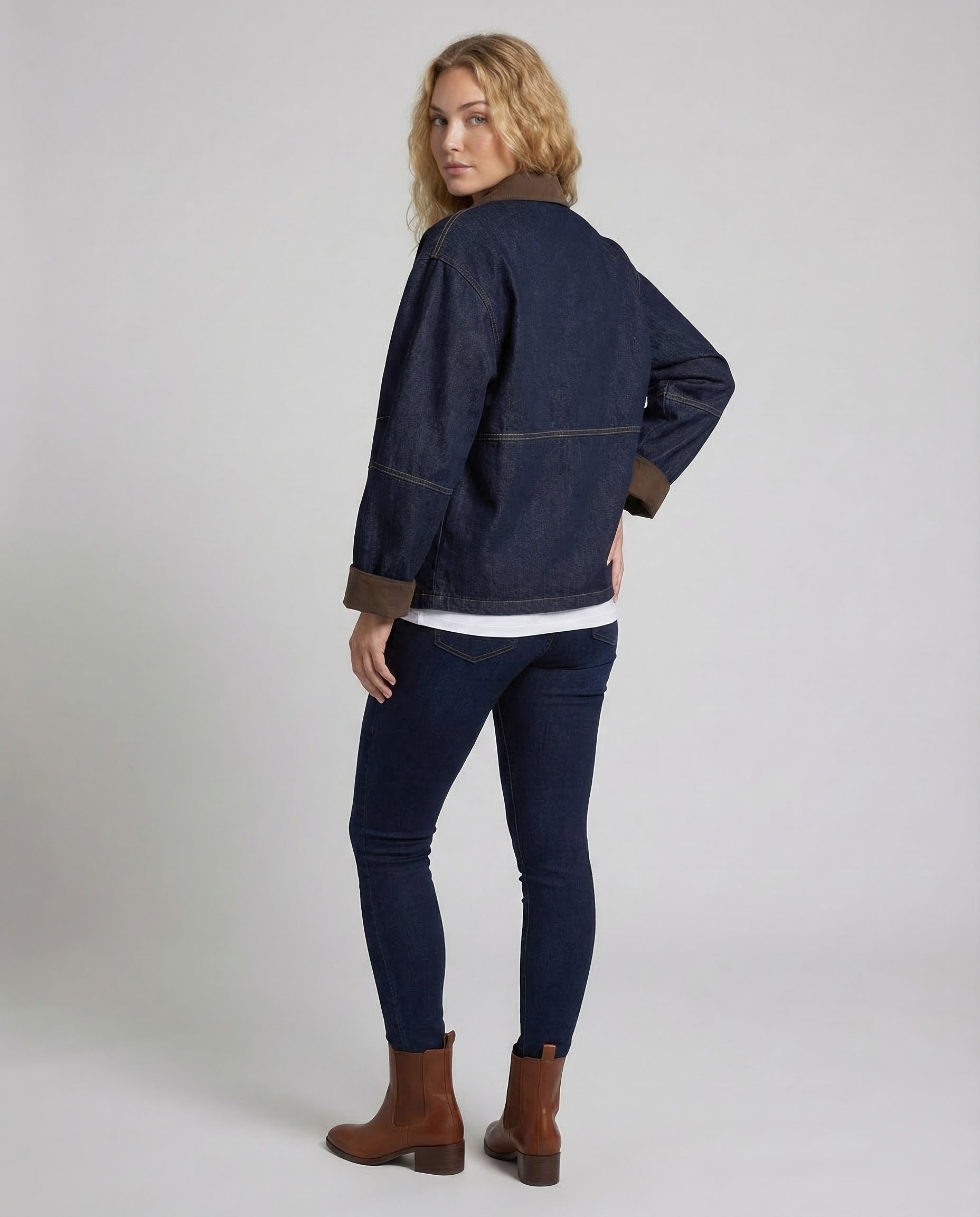 Product 15539138199882 - back_view
