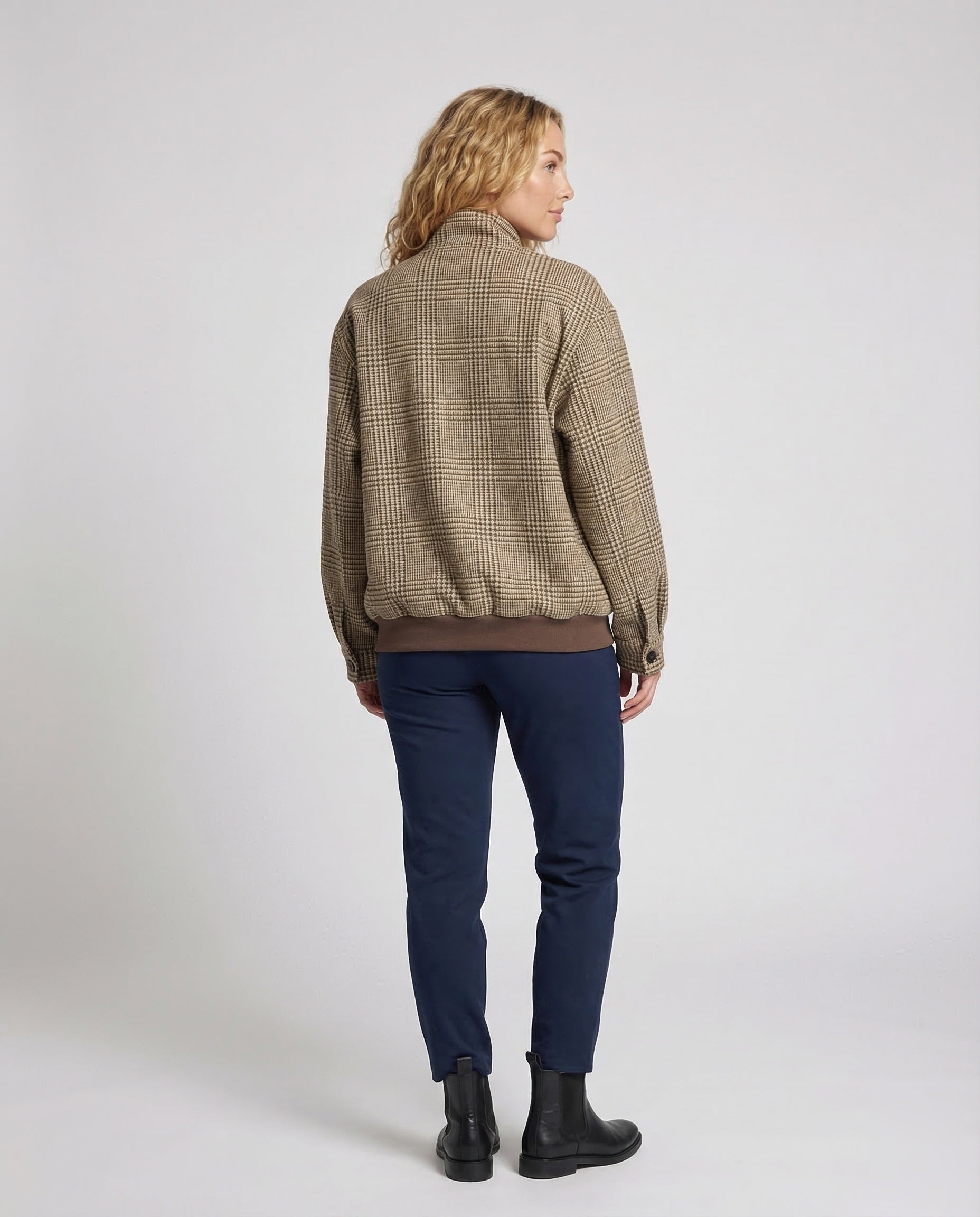 Product 15539138396490 - back_view
