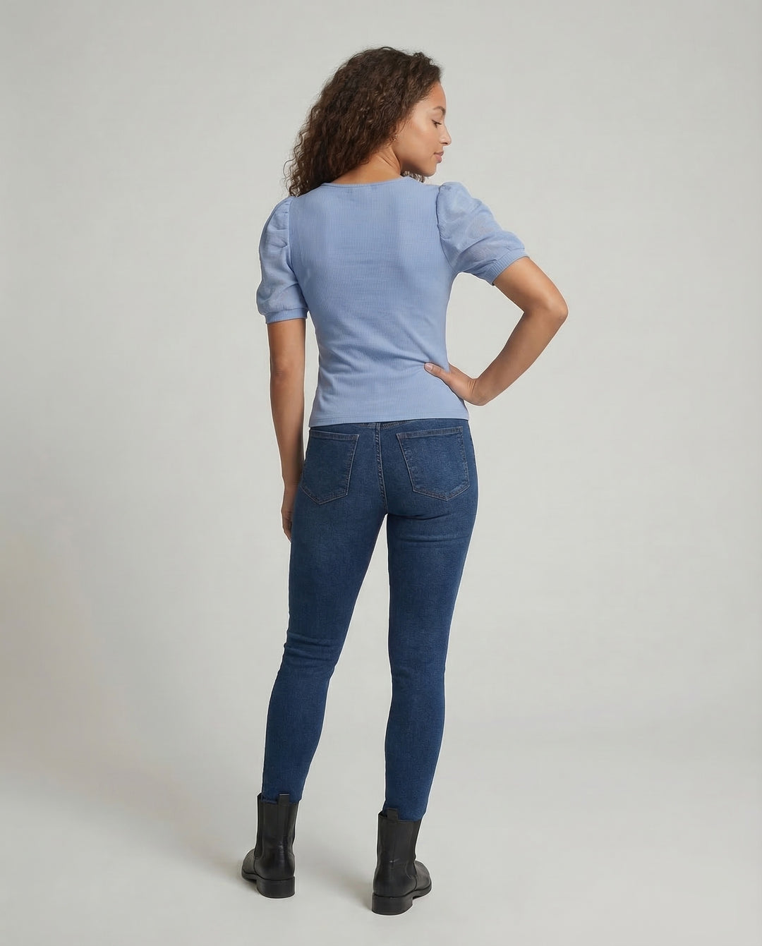 Product 15540667941194 - back_view