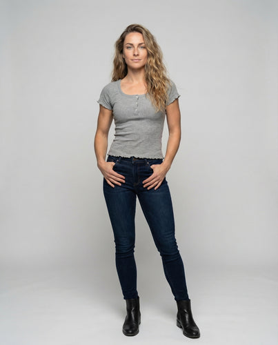 Damen Kurzarm-Feinstricktop Welliger Saum