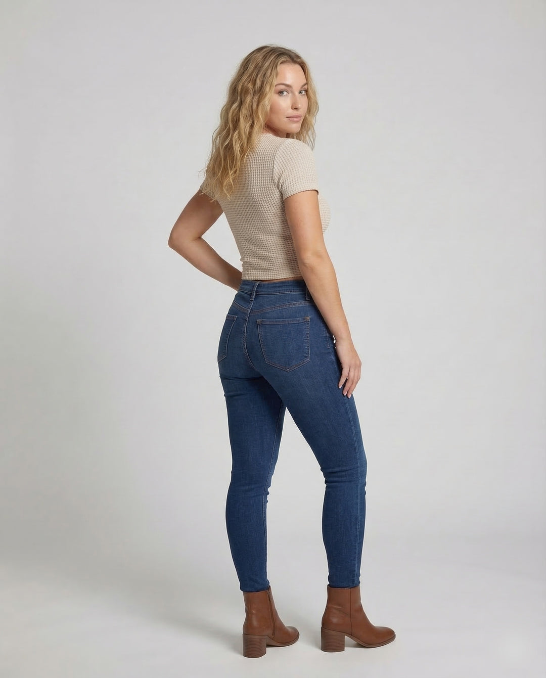 Product 15540691894602 - back_view