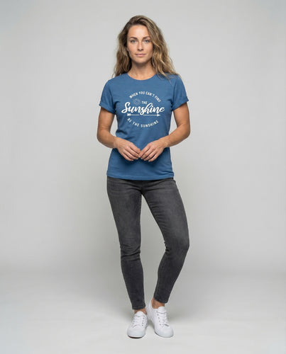 Damen Kurzarmshirt Knotensaum Frontmotiv