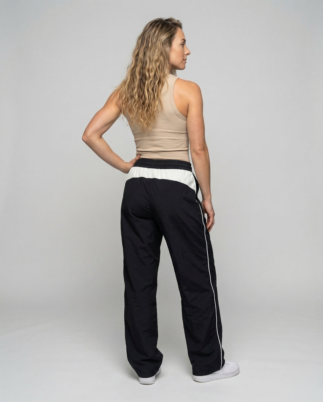 Product 15540736000330 - back_view