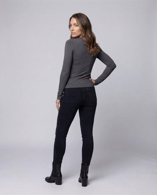 Product 15546799685962 - back_view