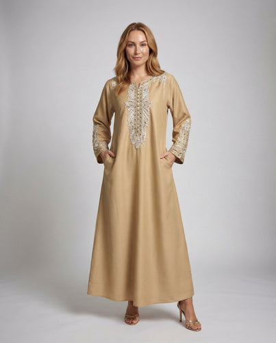 Satin-Kaftankleid Perlenstickerei Breite Manschetten