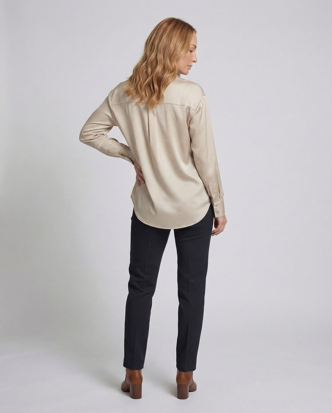Product 15546872332618 - back_view