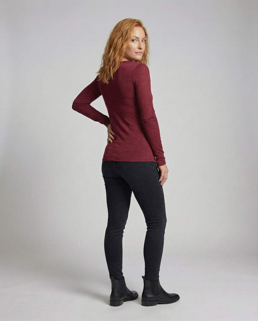 Product 15546913784138 - back_view