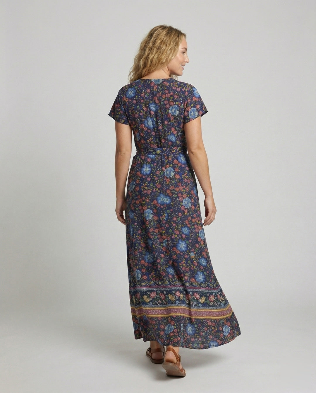 Product 15546920436042 - back_view