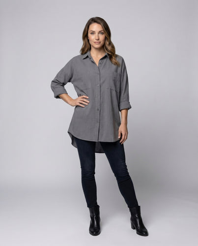 Damen Bügelfalten-Schlaghose mit hoher Taille und Trompetenbein.