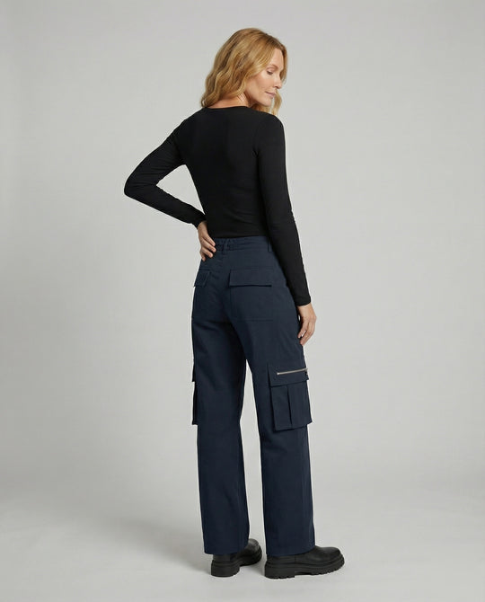 Product 15548906996042 - back_view