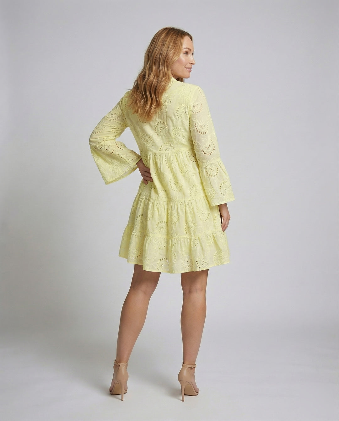 Product 15550411931978 - back_view