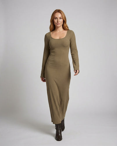 Damen figurbetontes Rippstrick-Maxikleid mit Glockenärmeln