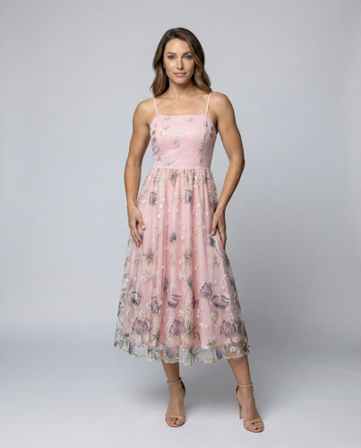 Damen romantisches Tüllballkleid mit Stickerei