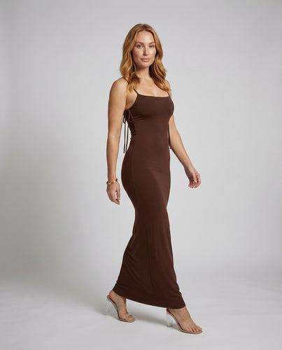 Damen skulptierendes rückenfreies Maxikleid mit Raffung