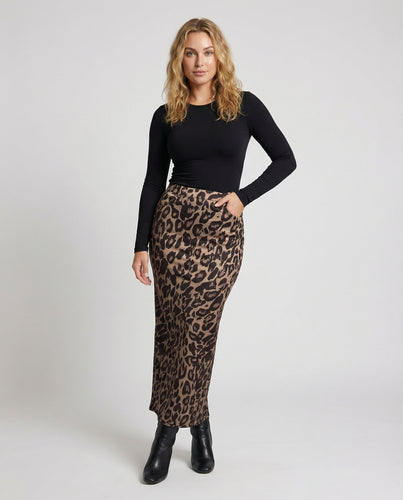 Damen taillierter Satin-Maxirock mit Leopardenmuster