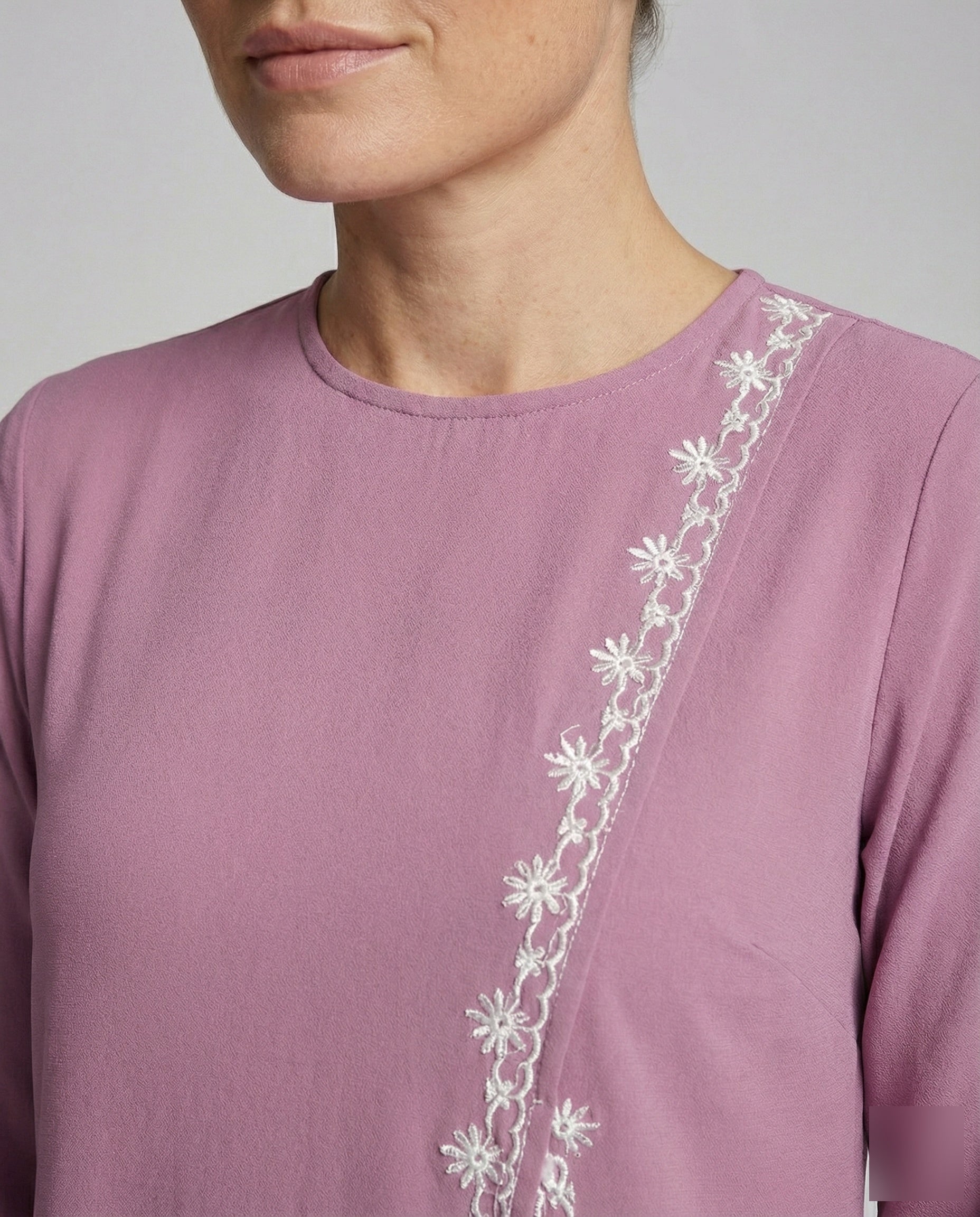 Product 15552436470090 - close_up_detail
