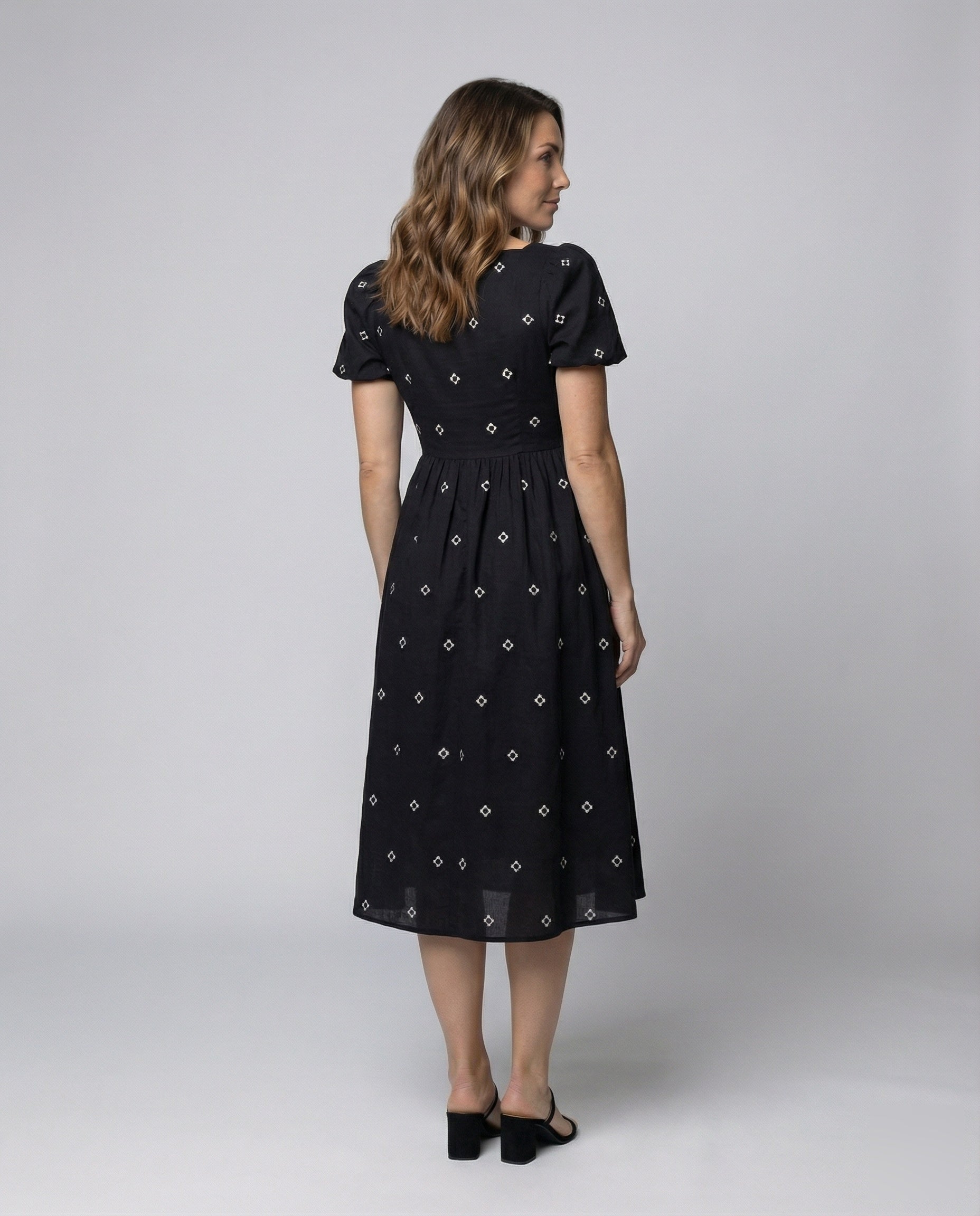 Product 15552436601162 - back_view