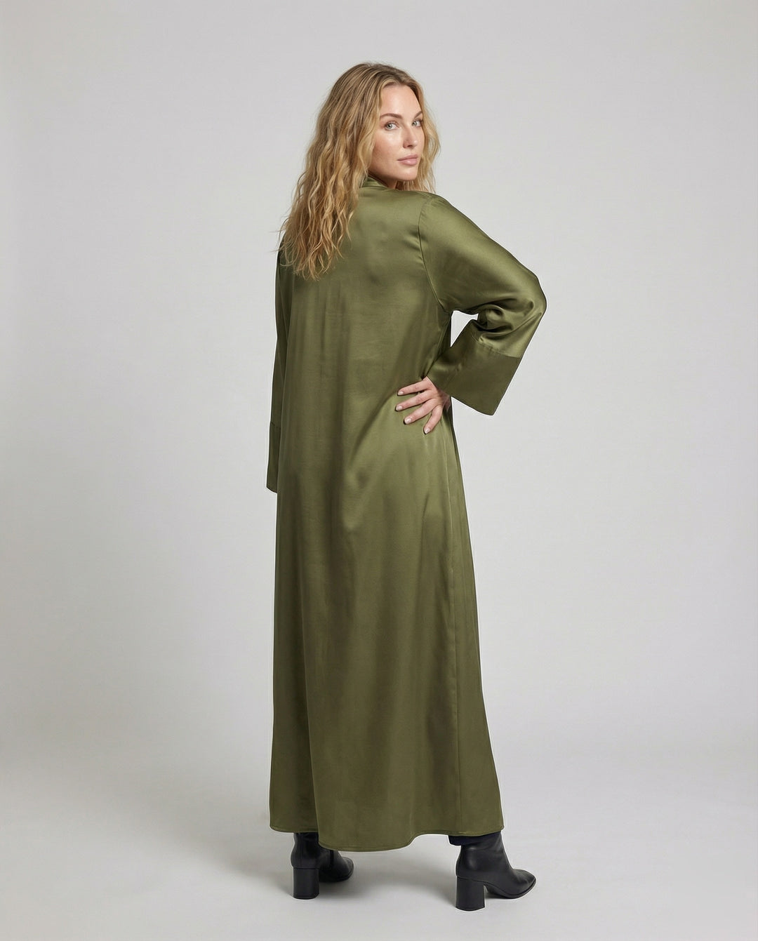 Product 15552437616970 - back_view