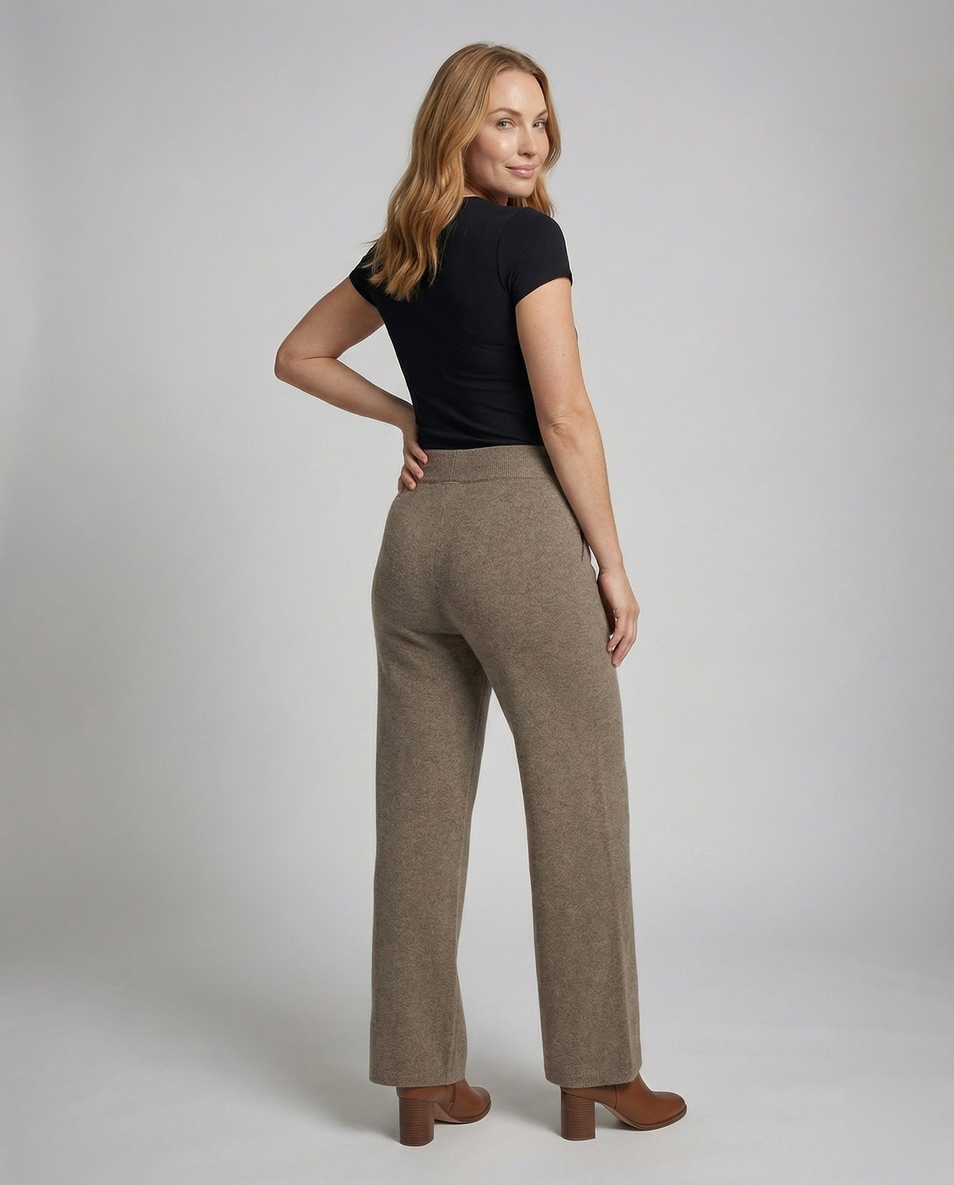 Product 15552444399946 - back_view