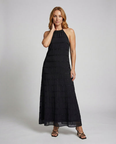 Damen schlankes Haltermaxikleid mit Crinkle-Stufen