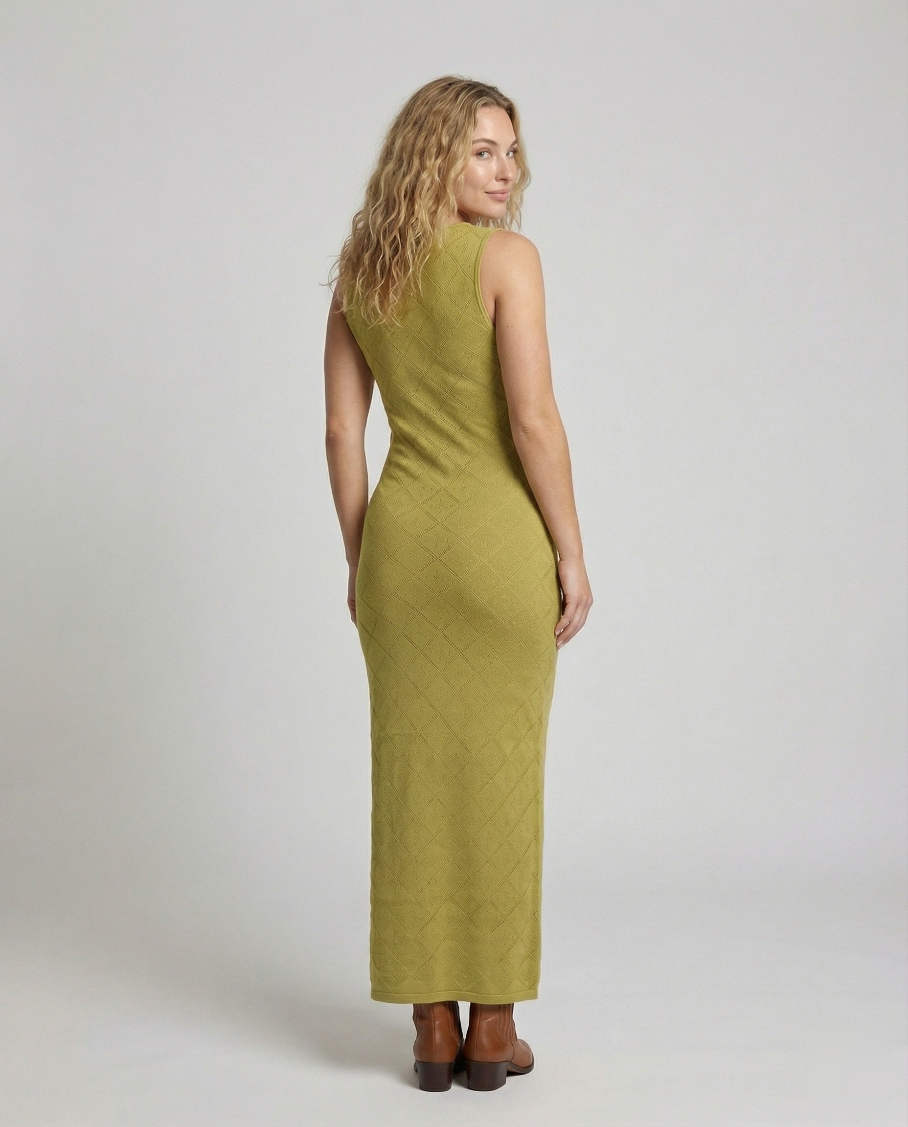 Product 15552461766986 - back_view