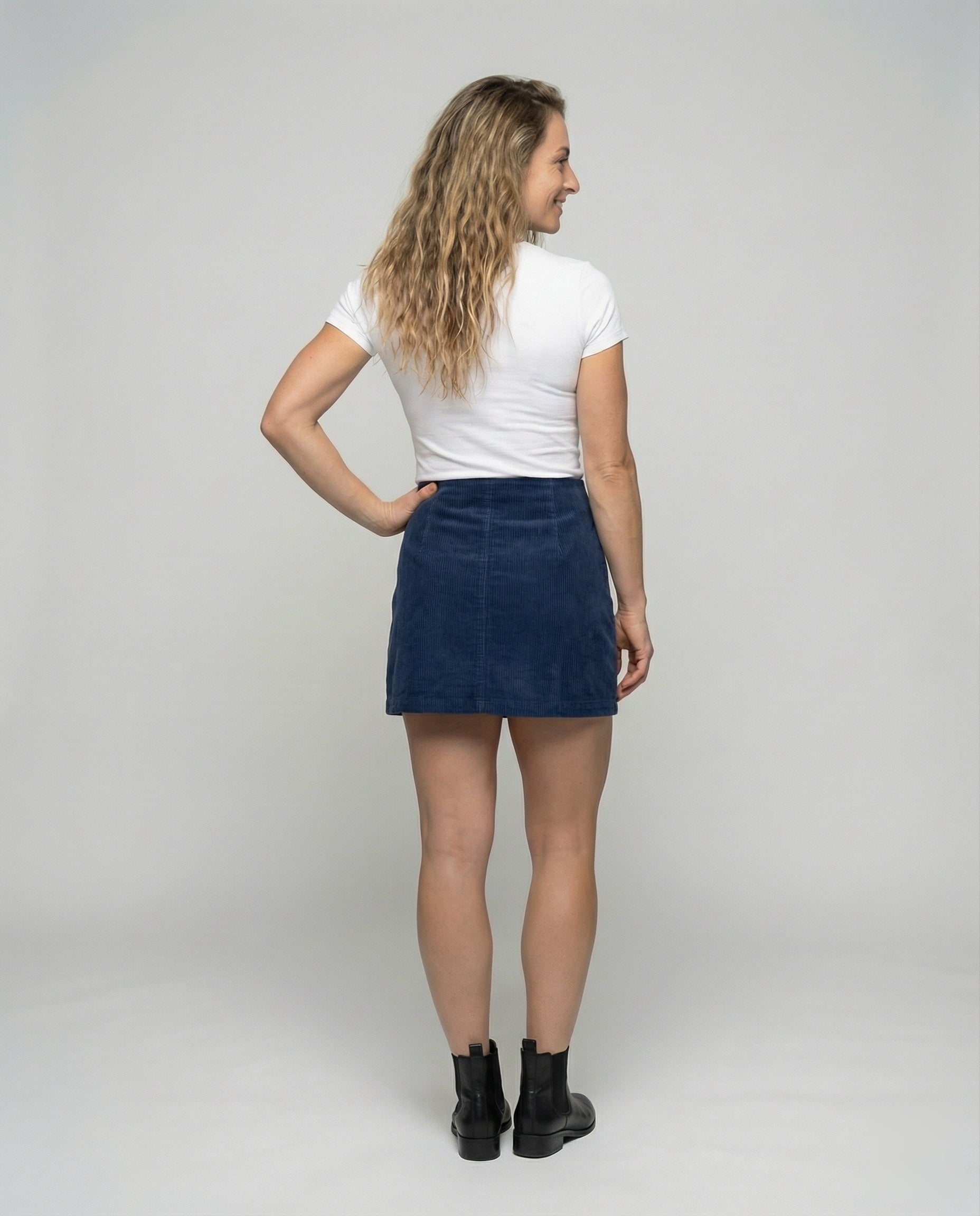 Product 15552478249290 - back_view