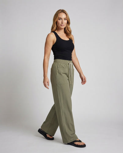 Damen hochtaillierte Leichtstoffhose mit weitem Bein