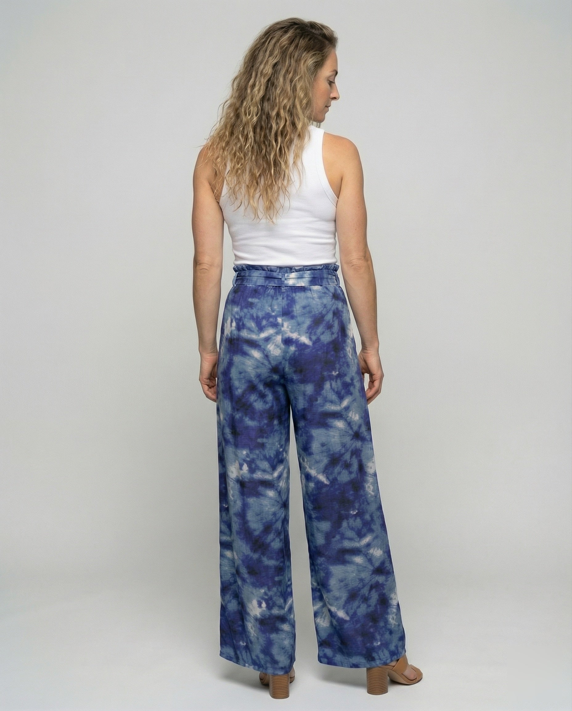 Product 15552588874058 - back_view