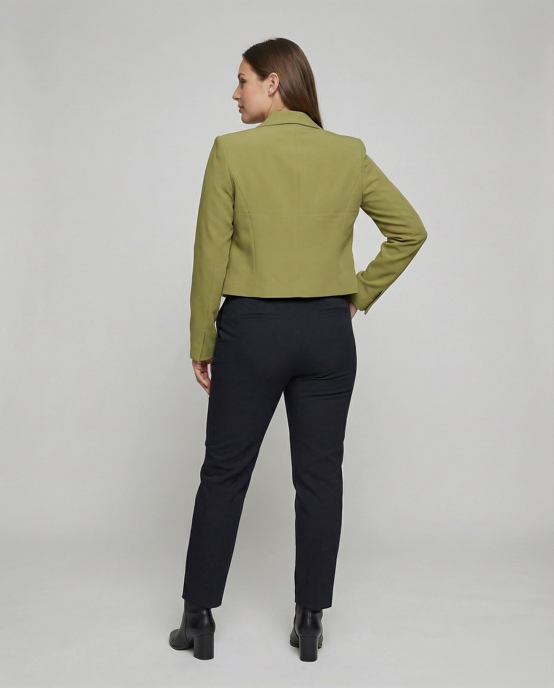 Product 15554215575882 - back_view