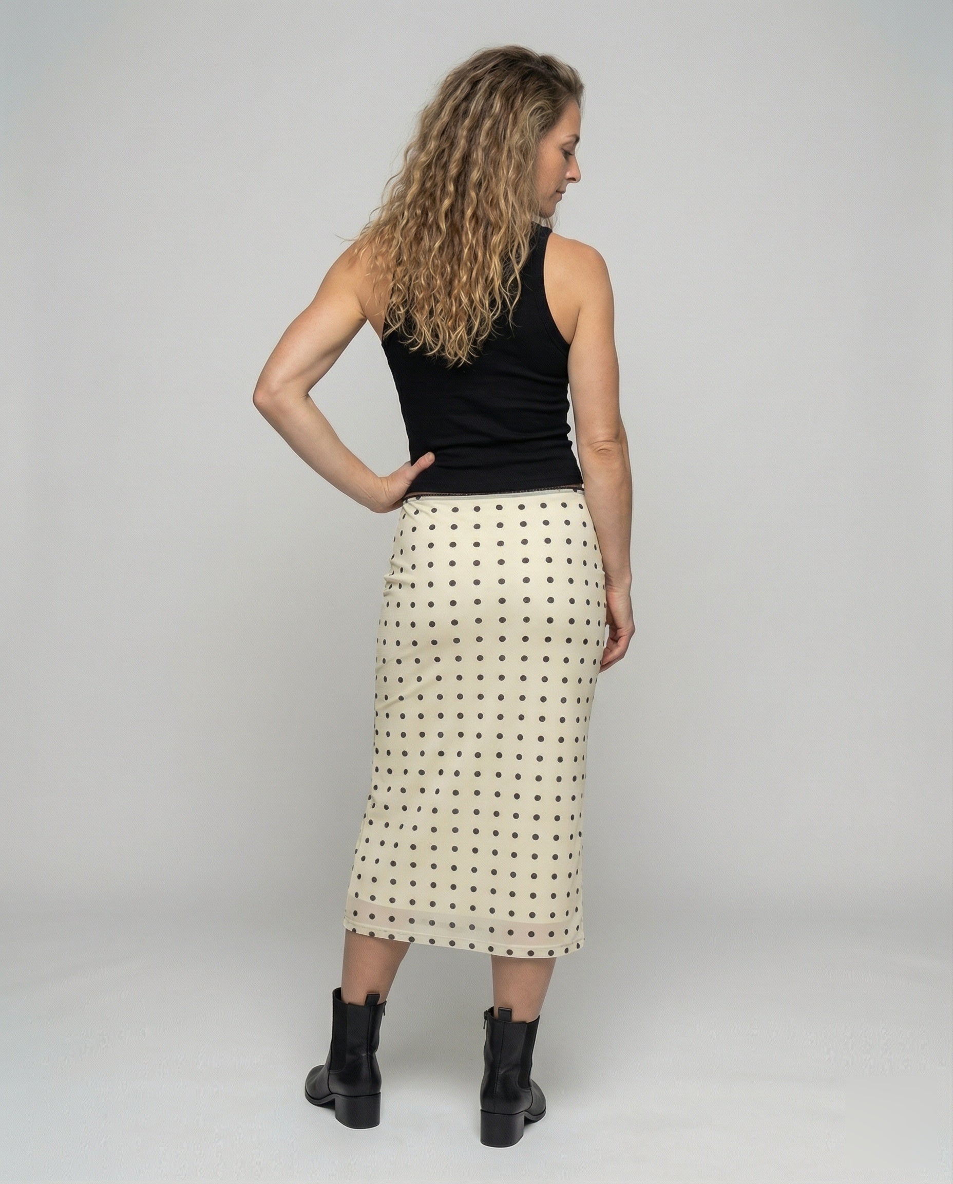 Product 15554224685386 - back_view