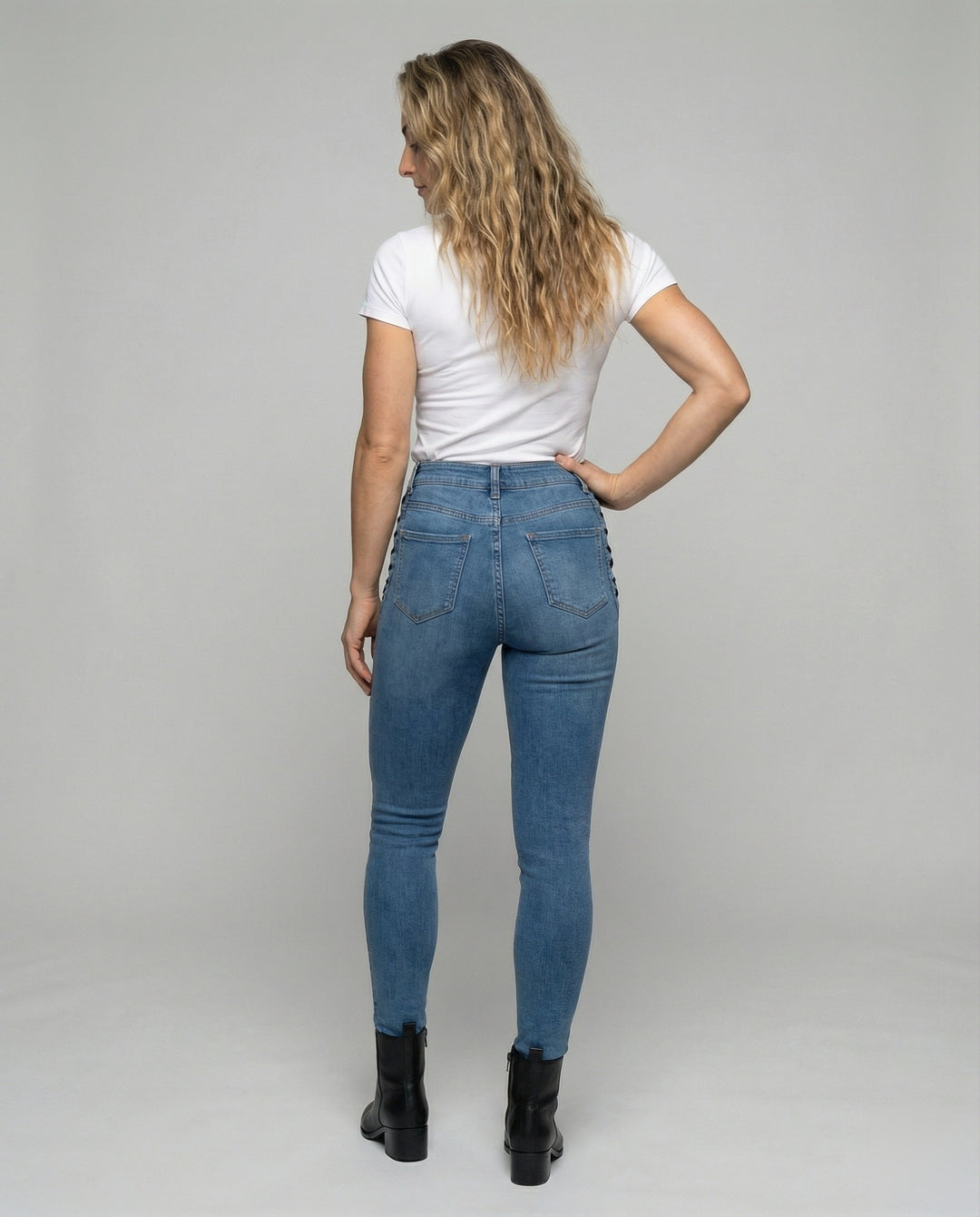 Product 15554226422090 - back_view