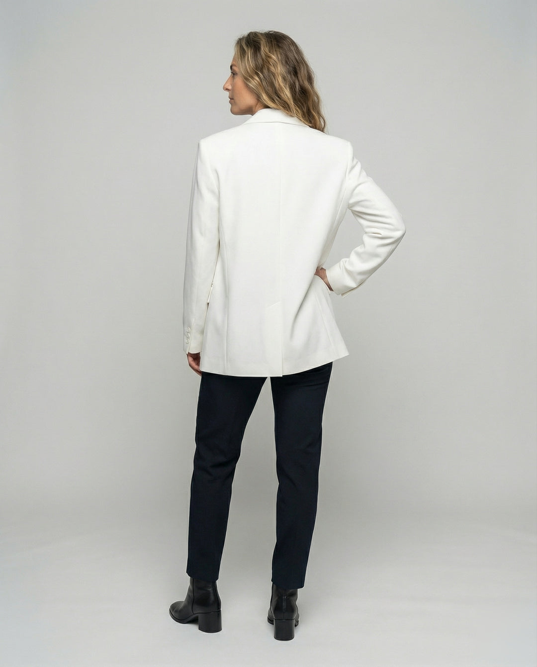 Product 15554233958730 - back_view