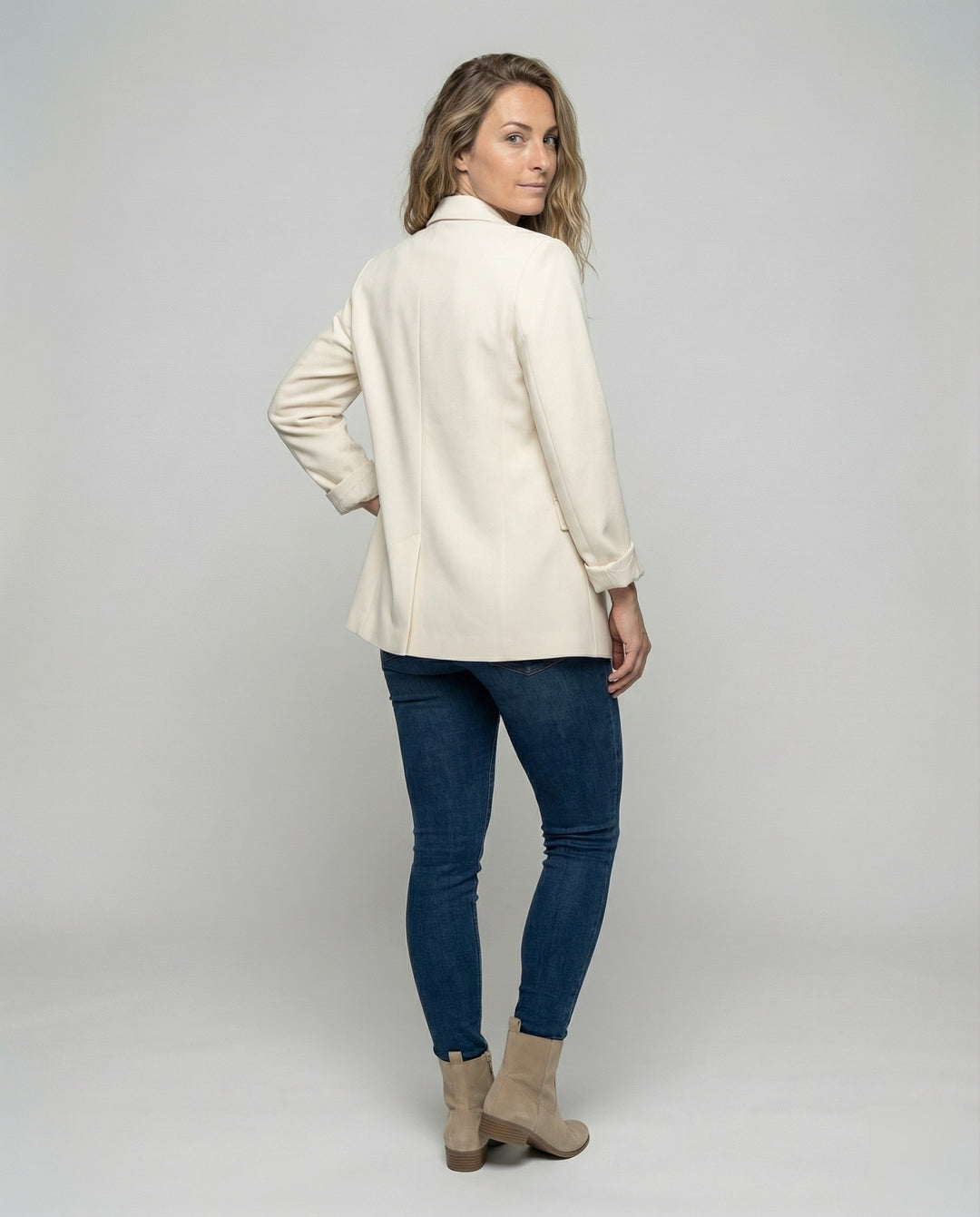 Product 15554235793738 - back_view