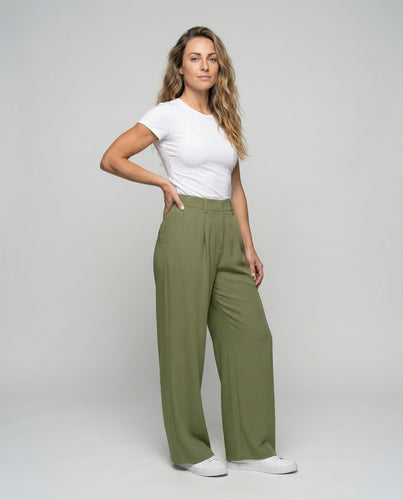 Damen weite Stoffhose mit vorderen Falten