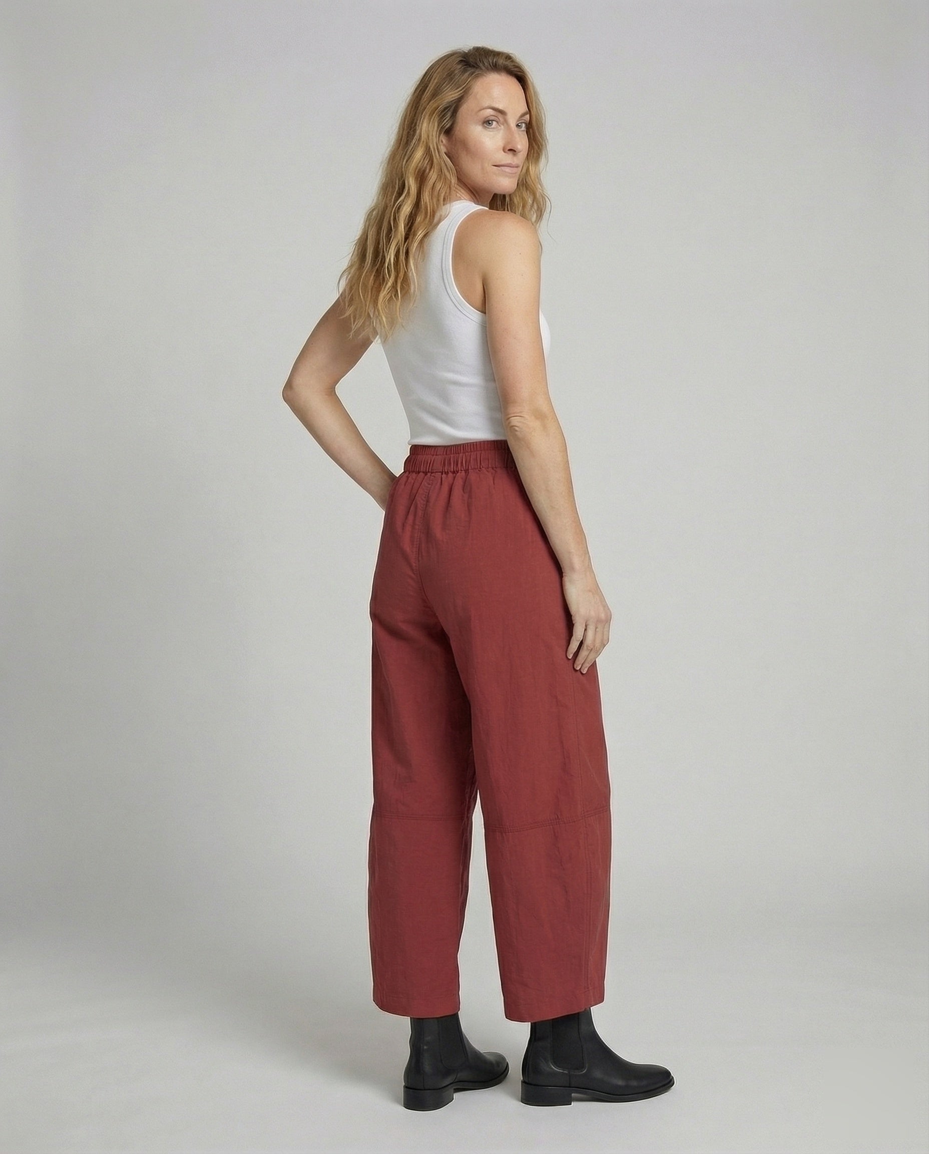 Product 15554249883978 - back_view