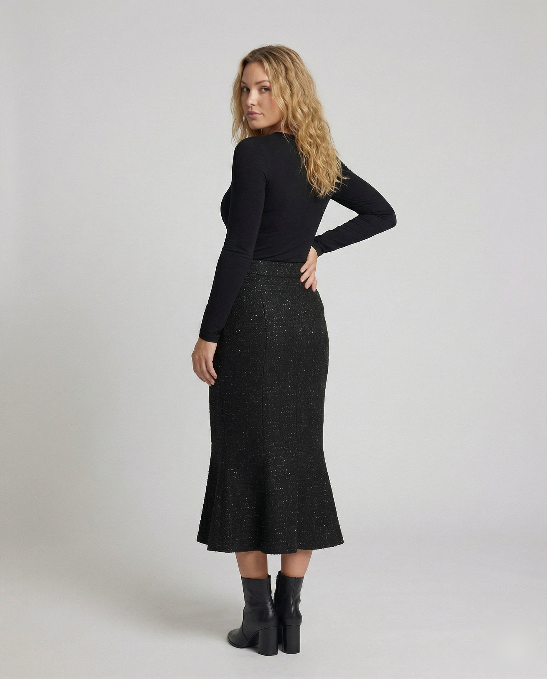 Product 15559275774282 - back_view