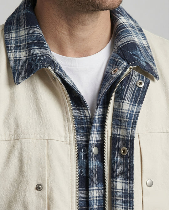 Product 15559279149386 - close_up_detail